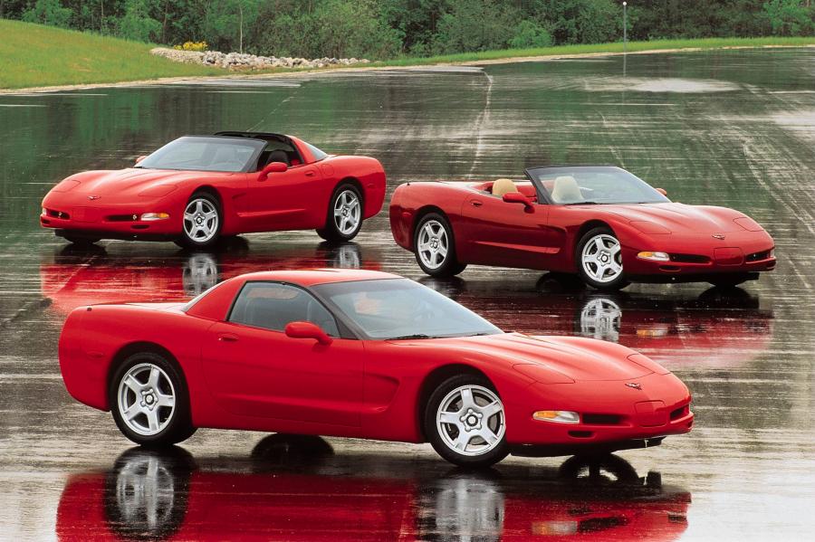  Chevrolet Corvette 1998 года  (фото 49 из 84)